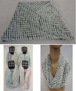 Plush Infinity Scarf [Diamond Pattern]